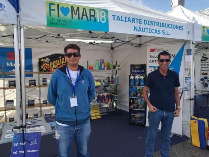 Puesto de Distribuciones Taliarte en la feria (Foto TA)